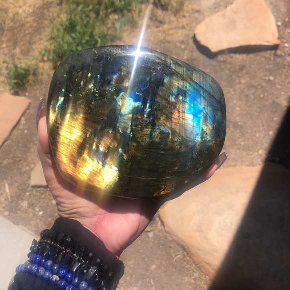 Labradorite Crystal - Picture 2 of 2